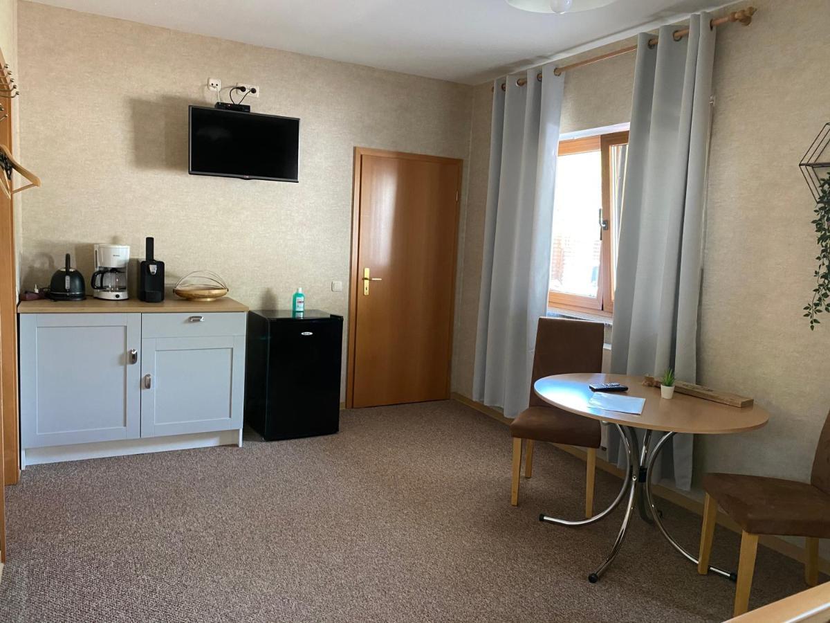 Rooms4Ring Privatzimmer Am Nurburgring Quiddelbach Esterno foto
